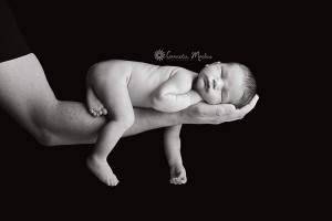 Neugeborenenfotografie-Neugeborenenfotos-Babyfotografie-Babyfotos-newborn photography-Baby Fotoshooting-Fotografie Zug Zürich Luzern-Cornelia Moebes Photography-L24.jpg